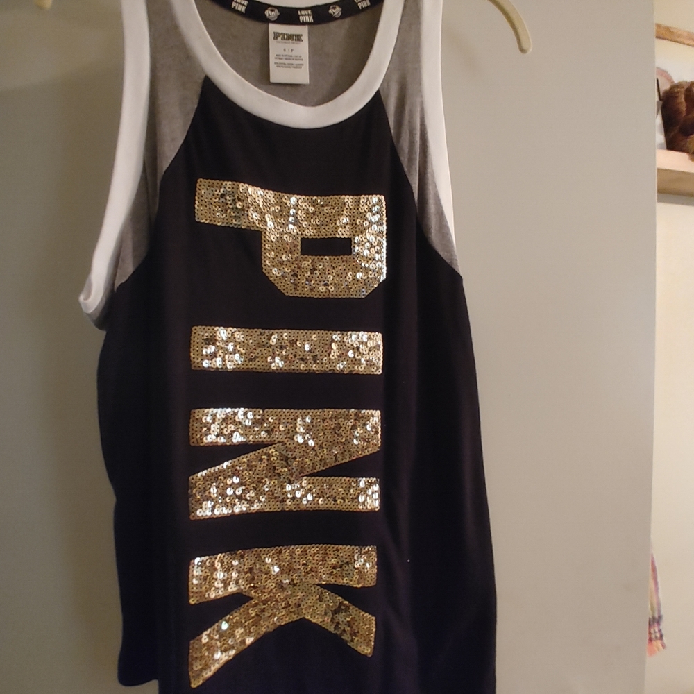 vs pink tank tap